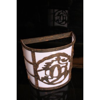 刀鍔紋古鉄壁付け照明カバー　A1617 