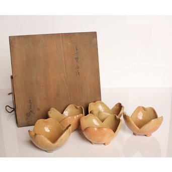 楽九代了入作　楽焼白釉三つ葉向付5客　S2800 