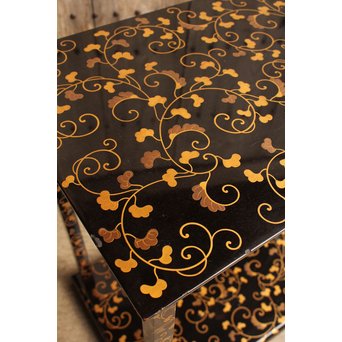 唐草蒔絵真台子　K341 