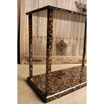 唐草蒔絵真台子　K341 