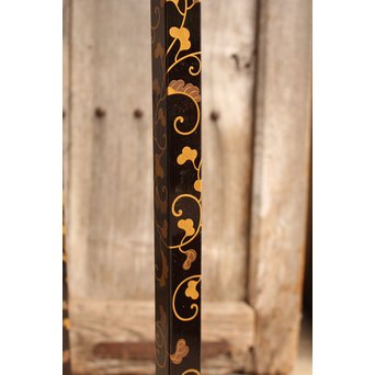 唐草蒔絵真台子　K341 