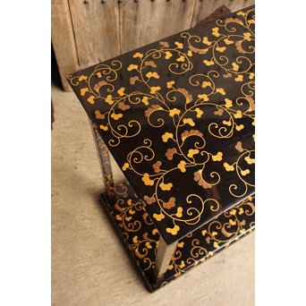 唐草蒔絵真台子　K341 