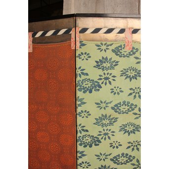 幕の図　八曲屏風　K357 