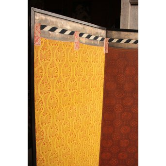 幕の図　八曲屏風　K357 