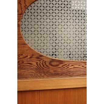 屋久杉と上柾目の松皮菱切り返し建具②　GD967 