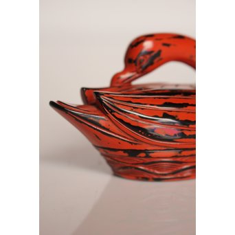 堆朱楊成 木彫根来塗雁形香合　K359 