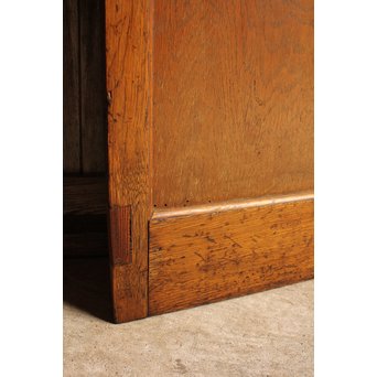 ハイサイズ大きな緑色ダイアガラスの建具　GD988 