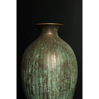 人間国宝　関谷四郎作　鍛金緑青線瓶　S2864 