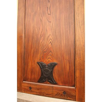 極太框欅一枚板蔵戸　W511 