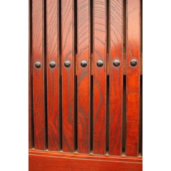 天地腰板巾着金具玉杢総欅格子蔵戸　W516Y 