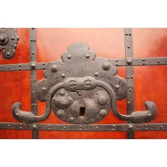 天地腰板巾着金具玉杢総欅格子蔵戸　W516Y 