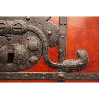 天地腰板巾着金具玉杢総欅格子蔵戸　W516Y 