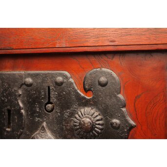 天地腰板巾着金具玉杢総欅格子蔵戸　W516Y 