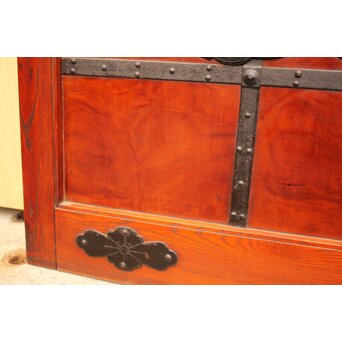 天地腰板巾着金具玉杢総欅格子蔵戸　W516Y 