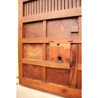 天地腰板巾着金具玉杢総欅格子蔵戸　W516Y 