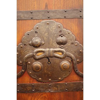 総欅重厚金具格子蔵戸　W523 