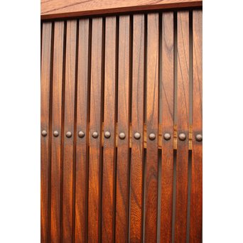 鉄板腰板の総欅格子蔵戸　W528 