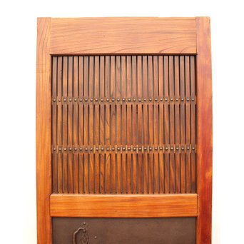 鉄板腰板の総欅格子蔵戸　W528 