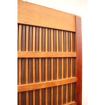 鉄板腰板の総欅格子蔵戸　W528 