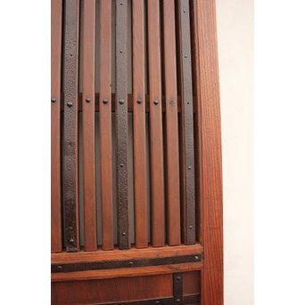 総欅鉄金具装飾の格子蔵戸　W532 