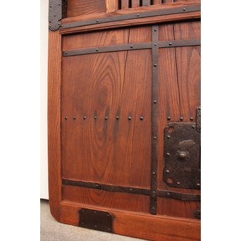 総欅鉄金具装飾の格子蔵戸　W532 