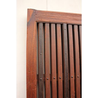 総欅鉄金具装飾の格子蔵戸　W532 