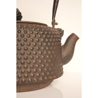 南部釜師造 大型座金付あられ鉄瓶　H477 