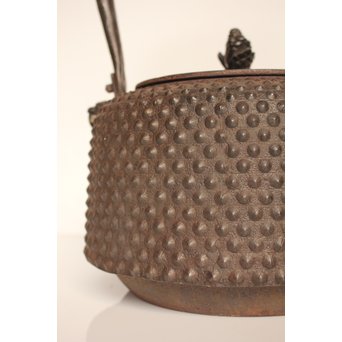 南部釜師造 大型座金付あられ鉄瓶　H477 