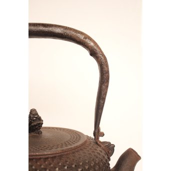 南部釜師造 大型座金付あられ鉄瓶　H477 