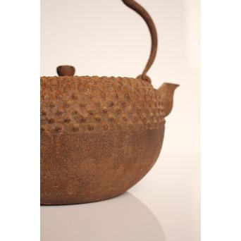 金澤鶴斎造　あられ鉄瓶　H478 