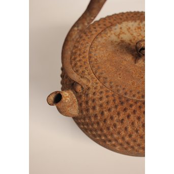 金澤鶴斎造　あられ鉄瓶　H478 