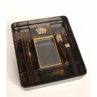 赤塚自得 黒画菊蒔絵御料紙硯　S2932 