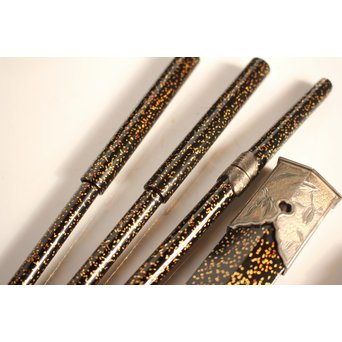 赤塚自得 黒画菊蒔絵御料紙硯　S2932 