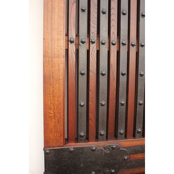 鉄尽総欅格子蔵戸　W535Y 