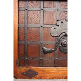 鉄尽総欅格子蔵戸　W535Y 