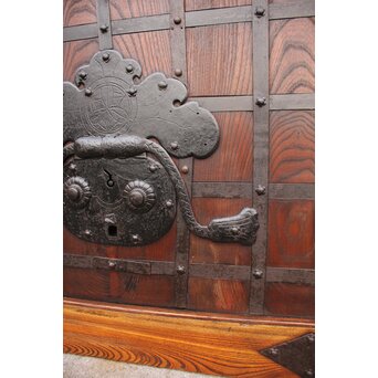 鉄尽総欅格子蔵戸　W535Y 