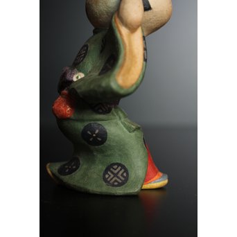 鹿児島寿蔵 人間国宝 紙塑人形 【微風】　S2940 