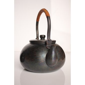 玉川堂 紫金色鎚肌銅製 湯沸 建水 茶筒 セット  K497　 