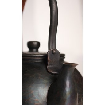 玉川堂 紫金色鎚肌銅製 湯沸 建水 茶筒 セット  K497　 