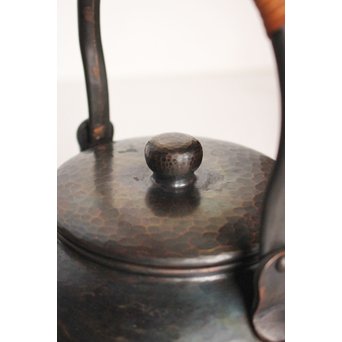 玉川堂 紫金色鎚肌銅製 湯沸 建水 茶筒 セット  K497　 