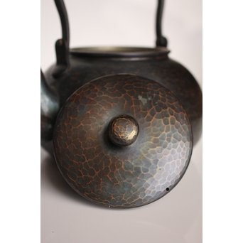 玉川堂 紫金色鎚肌銅製 湯沸 建水 茶筒 セット  K497　 