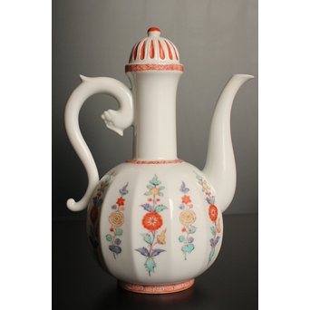 13代 酒井田 柿右衛門 錦唐花文水注  K506 