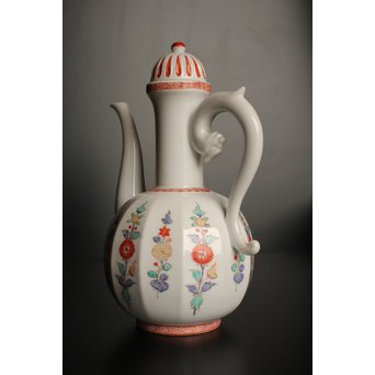 13代 酒井田 柿右衛門 錦唐花文水注  K506 