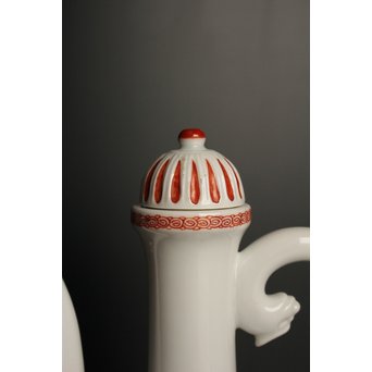 13代 酒井田 柿右衛門 錦唐花文水注  K506 