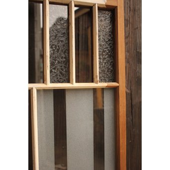 細分化ガラスの白い小型ガラス戸 2枚1組　D157 