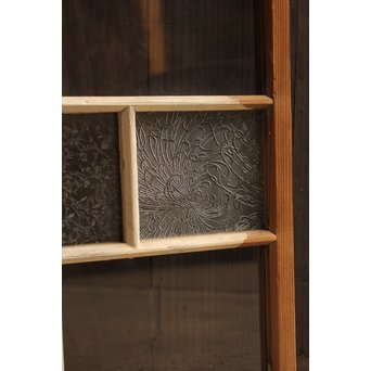 細分化ガラスの白い小型ガラス戸 2枚1組　D157 