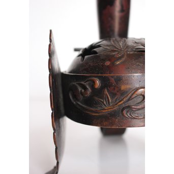 宮田藍堂 竜田川紋烏帽子型香炉　K550 