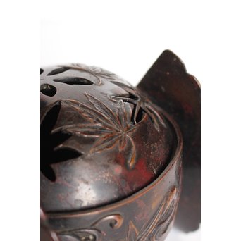 宮田藍堂 竜田川紋烏帽子型香炉　K550 