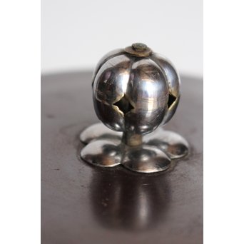 宝尽高盛銀象嵌 鉄瓶　K551 