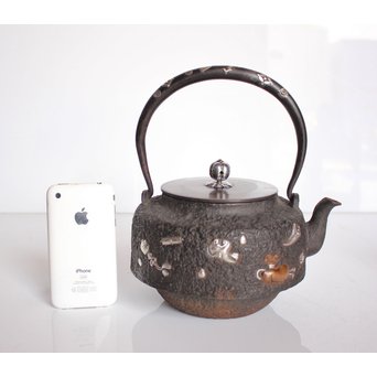 宝尽高盛銀象嵌 鉄瓶　K551 